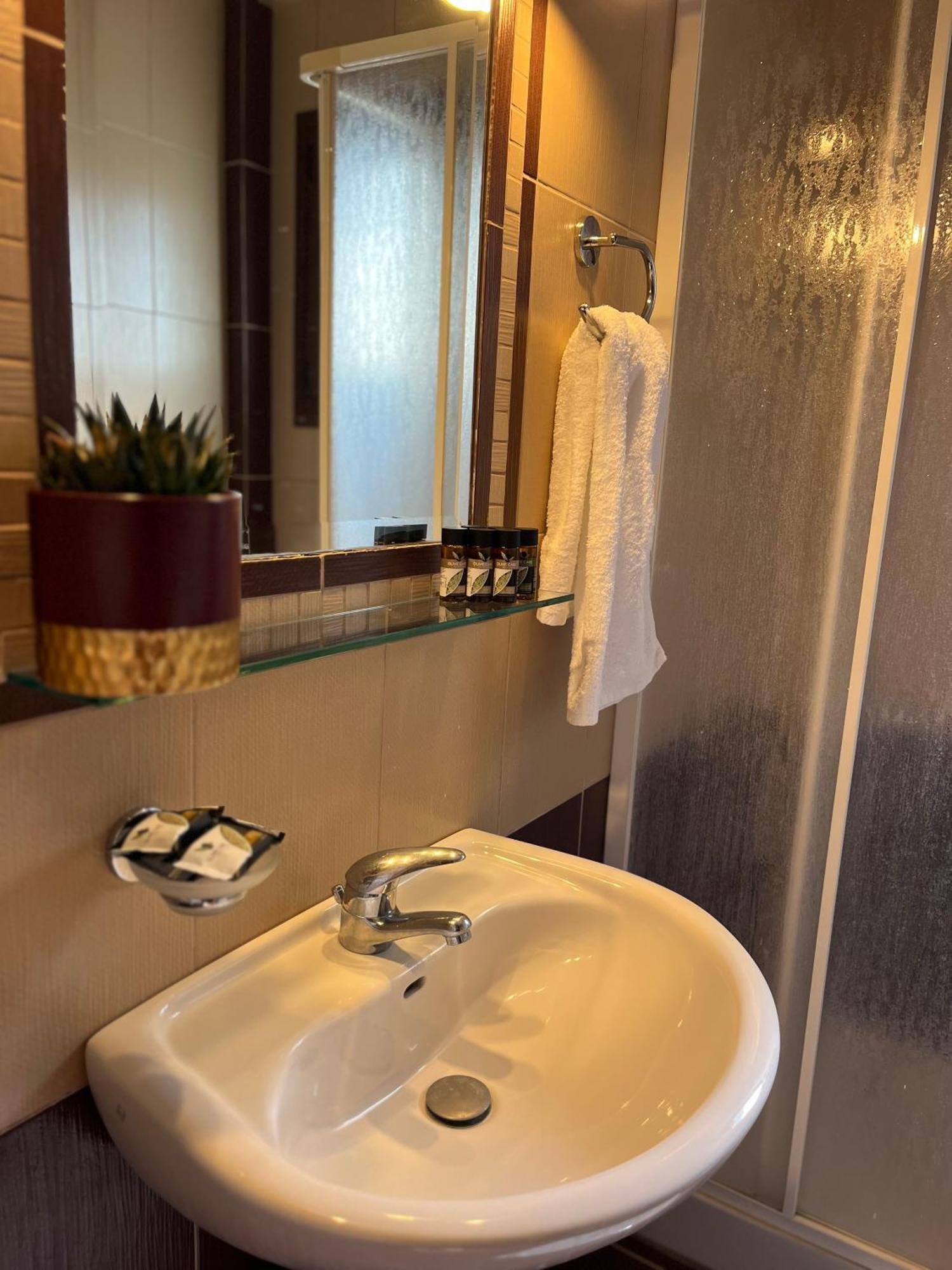 Agnanti Zitsas Hotel Zewnętrze zdjęcie